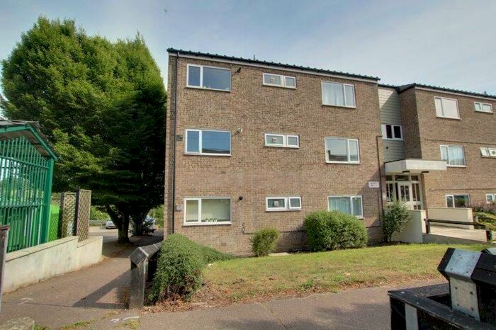 2 Bedroom Flat To Rent In Buffett Way, Colchester, CO4