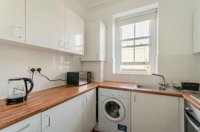 1 Bedroom Flat To Rent In Collingham Gardens, South Kensington, London, SW5