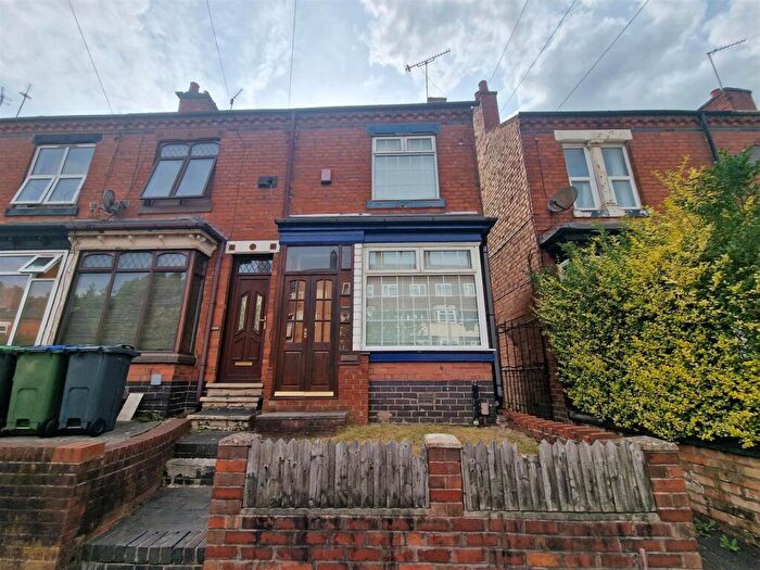 2 Bedroom Terraced House To Rent In Thimblemill Road, Smethwick, B67
