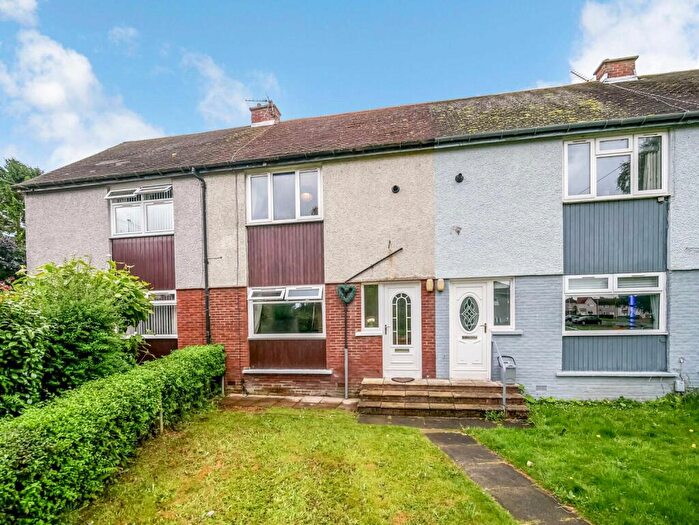 2 Bedroom Terraced House For Sale In Craig Crescent, Kirkintilloch, Glasgow, East Dunbartonshire, G66