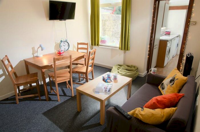 4 Bedroom Private Hall To Rent In Aberdeen Road, Lancaster, LA1