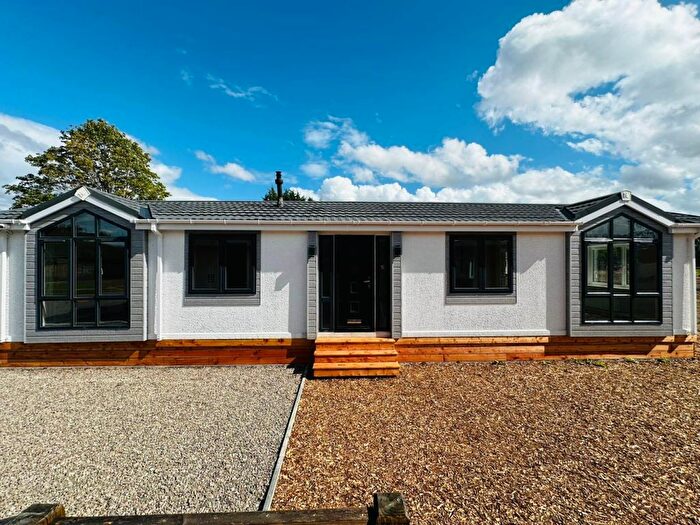 2 Bedroom Lodge For Sale In Blairgowrie, PH13