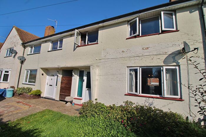 3 Bedroom Terraced House For Sale In Chilcombe Close, Leigh Park, PO9