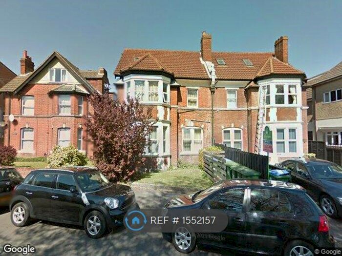 Studio To Rent In Court Road, Southampton, SO15