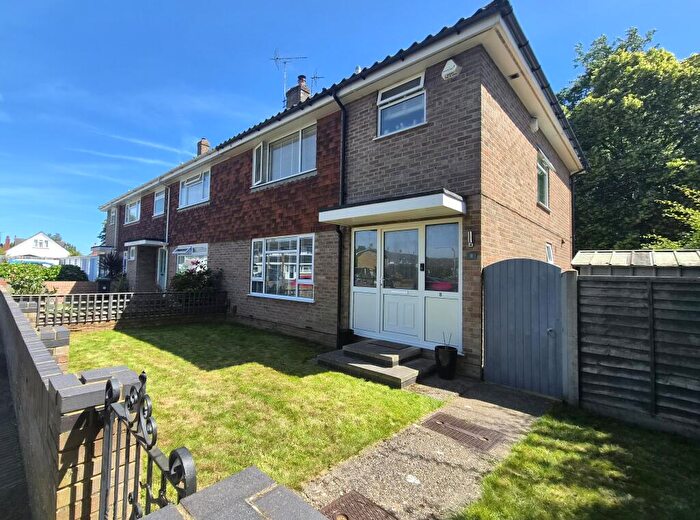 3 Bedroom End Of Terrace House To Rent In Russell Road, Havant, PO9