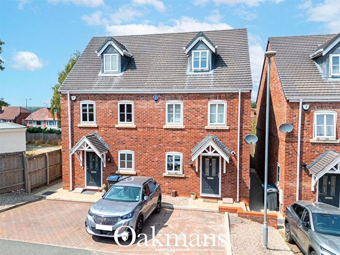 3 Bedroom Semi Detached House For Sale In Willoughby Gardens, Birmingham, West Midlands, B38