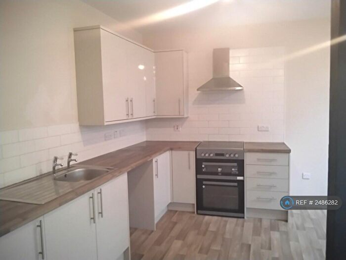 2 Bedroom Flat To Rent In Skinner Street, Newport, NP20