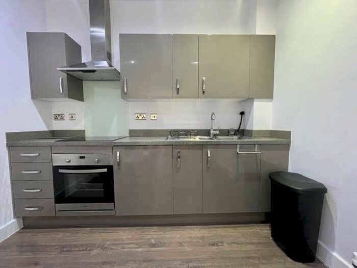 1 Bedroom Apartment To Rent In Summer Lane, Birmingham, B19