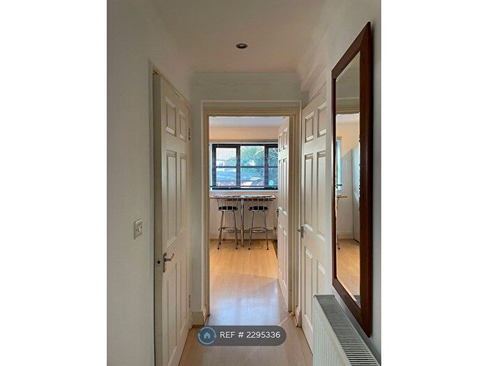 1 Bedroom Maisonette To Rent In Garlands Road, Redhill, RH1