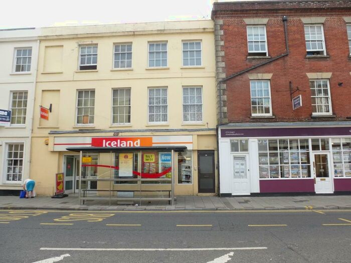 1 Bedroom Apartment To Rent In Castle Street, Salisbury, SP1