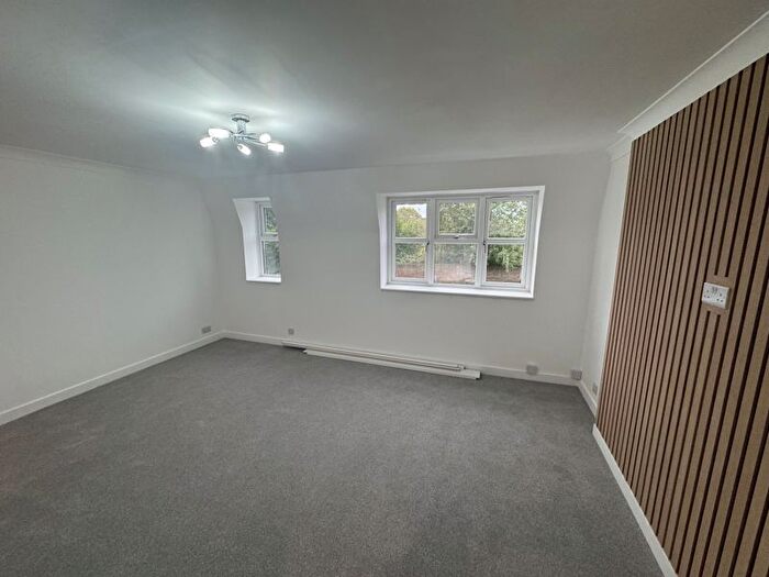 1 Bedroom Flat To Rent In Forge Close, Harlington, Hayes, UB3