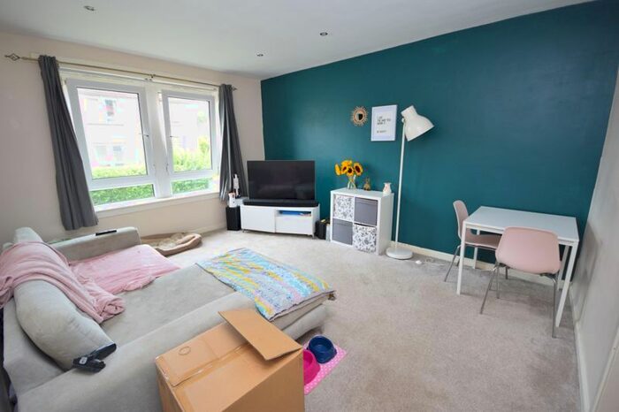 2 Bedroom Flat For Sale In Dick Crescent, Burntisland, KY3