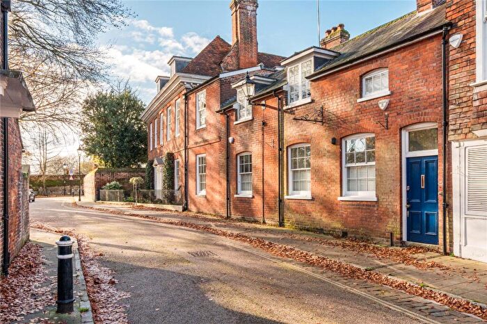 1 Bedroom Apartment To Rent In Great Minster Street, Winchester, Hampshire, SO23