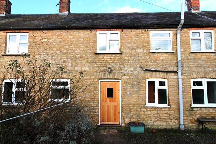 3 Bedroom Cottage For Sale In Sunny View, Yardley Hastings, NN7
