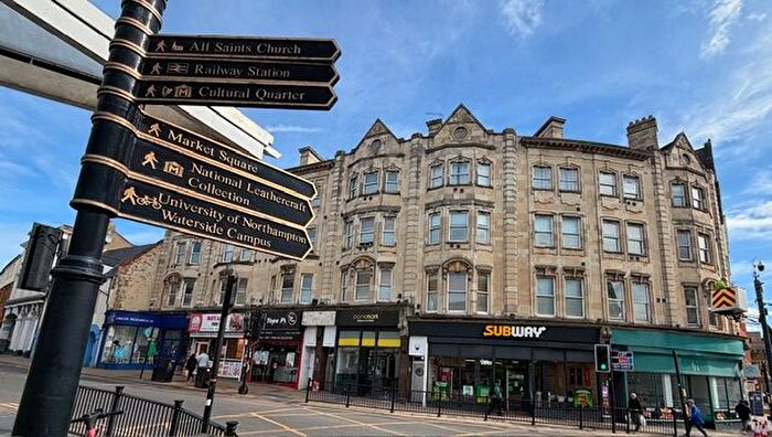 1 Bedroom Flat To Rent In Sheep Street, Northampton, NN1