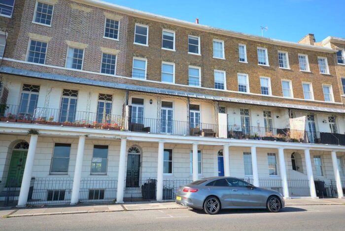 2 Bedroom Flat To Rent In Wellington Crescent, Ramsgate, CT11