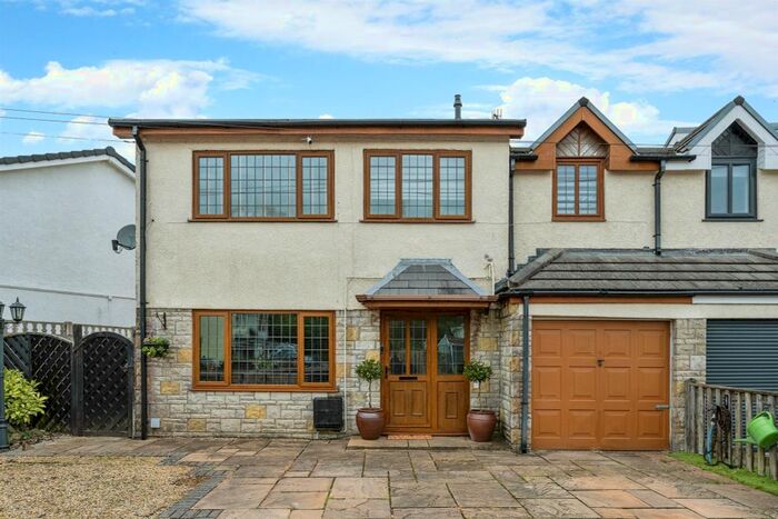 4 Bedroom Semi-Detached House For Sale In Alderwood Close, Crynant, Neath, SA10