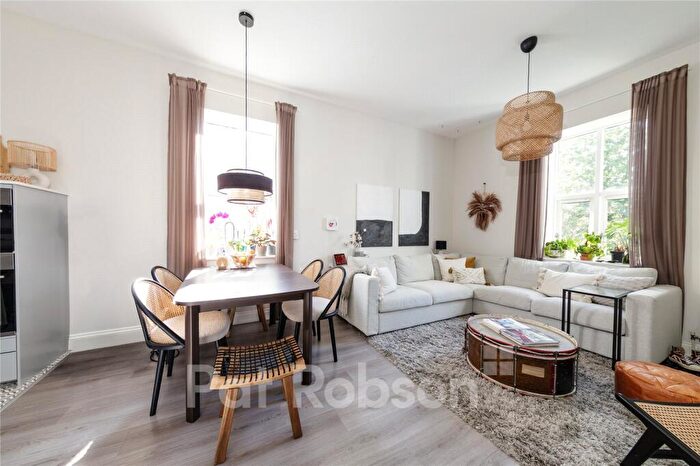 2 Bedroom Apartment For Sale In Westgate Road, Newcastle Upon Tyne, Tyne And Wear, NE4