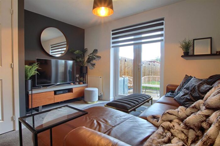 3 Bedroom Semi-Detached House To Rent In Peddars Way, Ingleby Barwick, TS17