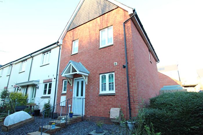 3 Bedroom End Of Terrace House For Sale In Betjeman Close, Sidmouth, EX10