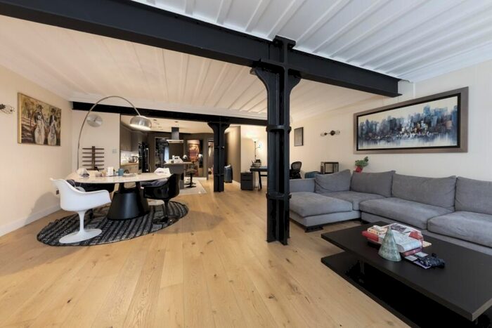 2 Bedroom Flat To Rent In Cardamom Building, Shad Thames, Tower Bridge, SE1