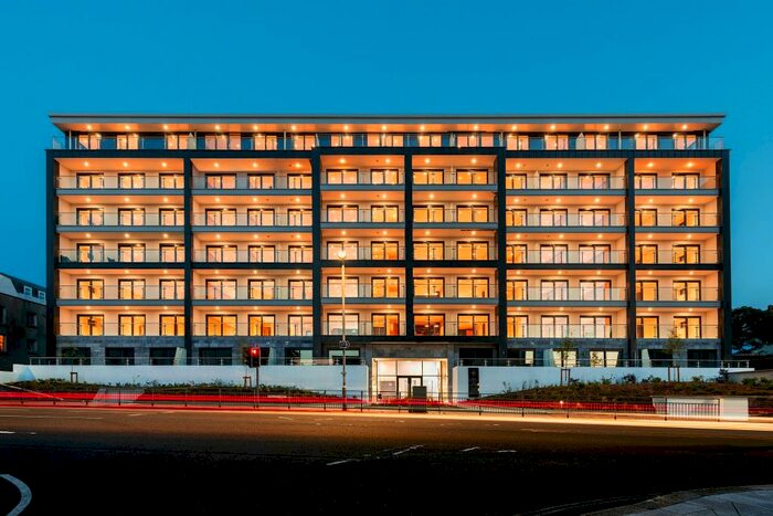 2 Bedroom Flat For Sale In Notte Street, Plymouth, PL1