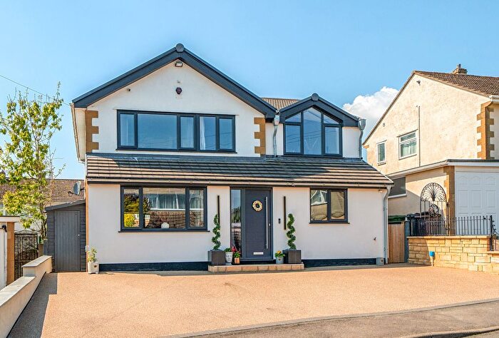 4 Bedroom Detached House For Sale In Burford Drive, Stroud, Gloucestershire, GL5