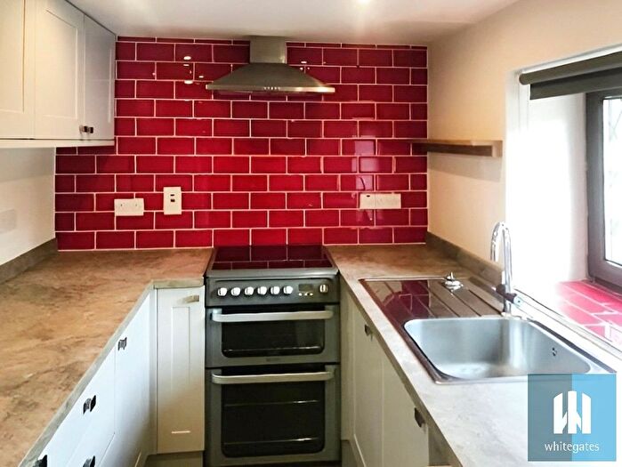 2 Bedroom End Of Terrace House To Rent In Station Road, Fenay Bridge, Huddersfield, HD8