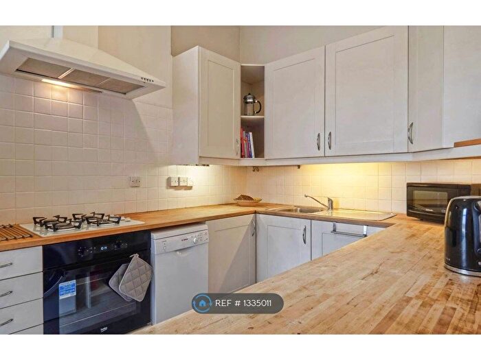 1 Bedroom Flat To Rent In Queens Park, London, NW6