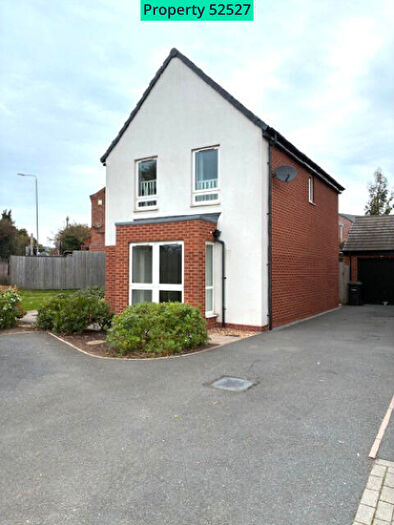3 Bedroom Detached House To Rent In Waldrom Road, Gedling, Nottingham, NG4