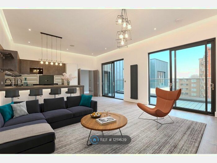 2 Bedroom Flat To Rent In Horn Lane, Woodford Green IG8