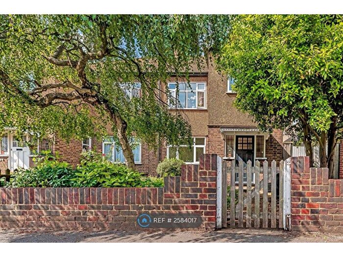 1 Bedroom Flat To Rent In Martin Way, Morden, SM4