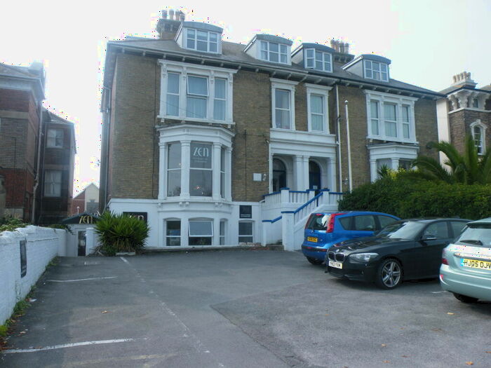2 Bedroom Flat To Rent In Top Floor Flat Along Dorchester Road, DT4