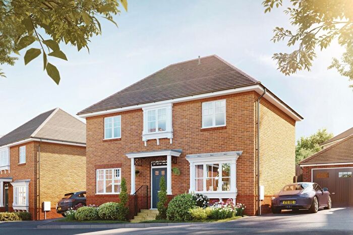 3 Bedroom Detached House For Sale In Otter Close, Chilvester Hill, Calne, SN11
