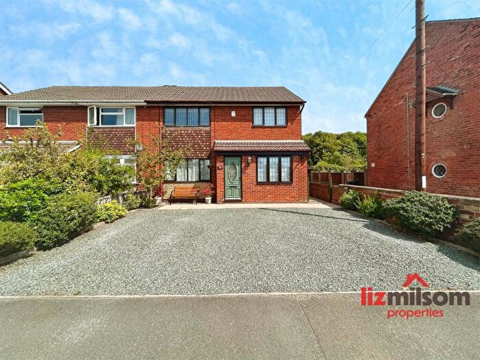 3 Bedroom Semi-Detached House For Sale In Main Street, Linton, Swadlincote, DE12