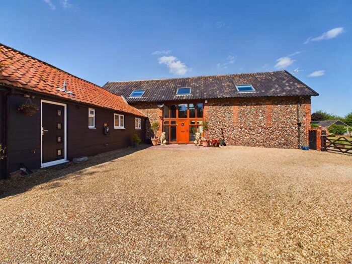 6 Bedroom Country House For Sale In Thetford Road, Fakenham Magna, IP24