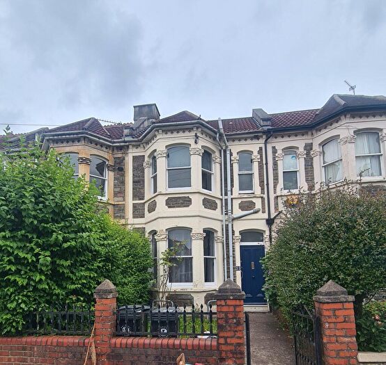 5 Bedroom House To Rent In St Matthews Road – Ref, BS6