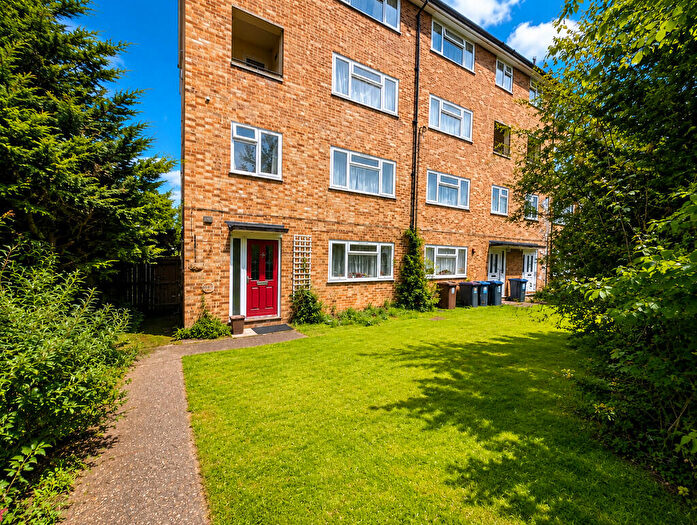 3 Bedroom Maisonette To Rent In Cecil Road, Hertford, SG13