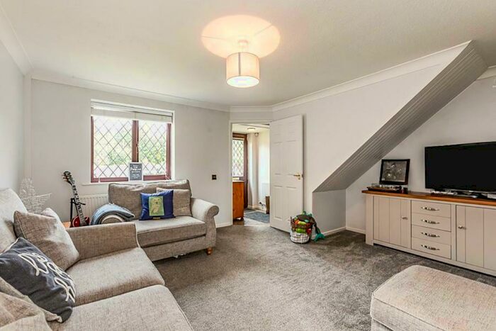 2 Bedroom House To Rent In Primrose Court, Moreton-in-Marsh, GL56