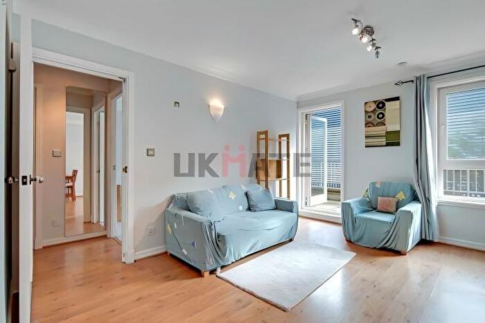 1 Bedroom Flat To Rent In Parking Lot, Homer Drive, London, E14