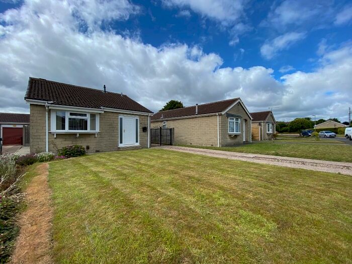 2 Bedroom Detached Bungalow To Rent In Admirals Crest, Rotherham, South Yorkshire, S61