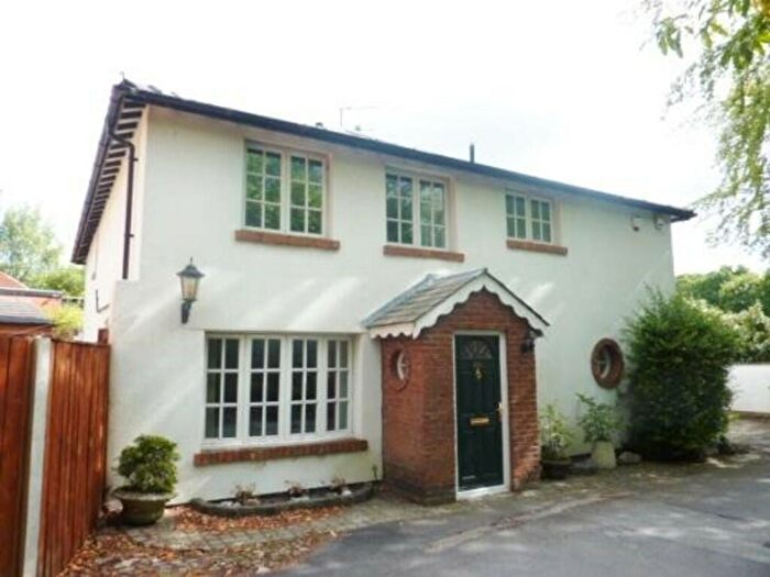 2 Bedroom Semi-Detached House To Rent In Garstang Road, Fulwood, PR2