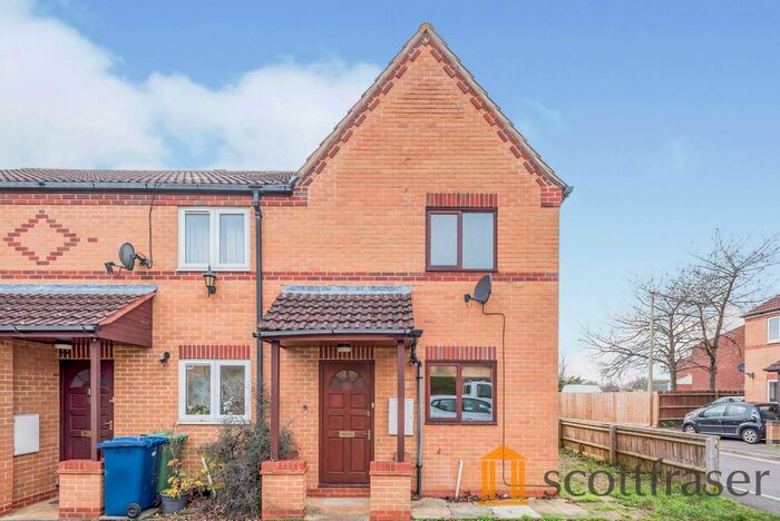 2 Bedroom End Of Terrace House To Rent In Blackstock Close, Headington, OX3