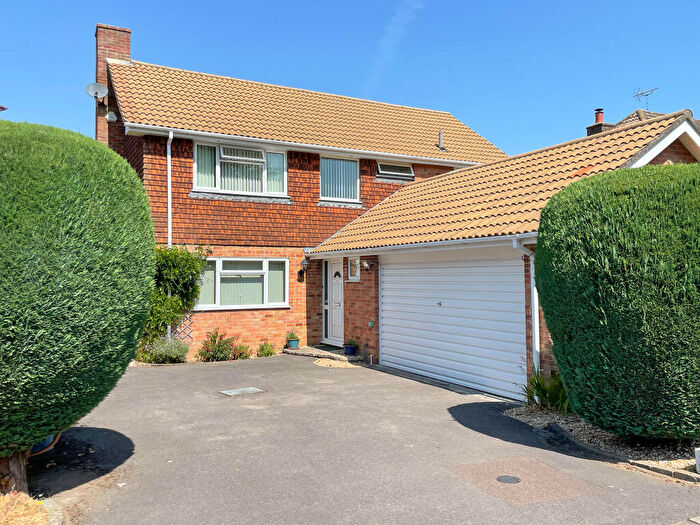 4 Bedroom Detached House To Rent In Lindford, Bordon, Hampshire, GU35