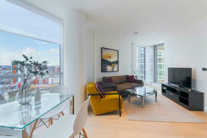 1 Bedroom Apartment To Rent In Charrington Tower, New Providence Wharf, Canary Wharf, E14