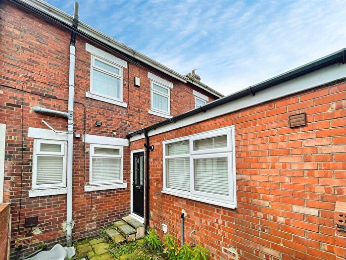 3 Bedroom Terraced House For Sale In Rydal Avenue, Stanley, DH9