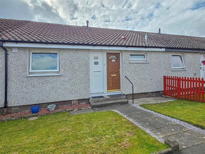 1 Bedroom Bungalow To Rent In Cumbrae Place, Perth, PH1