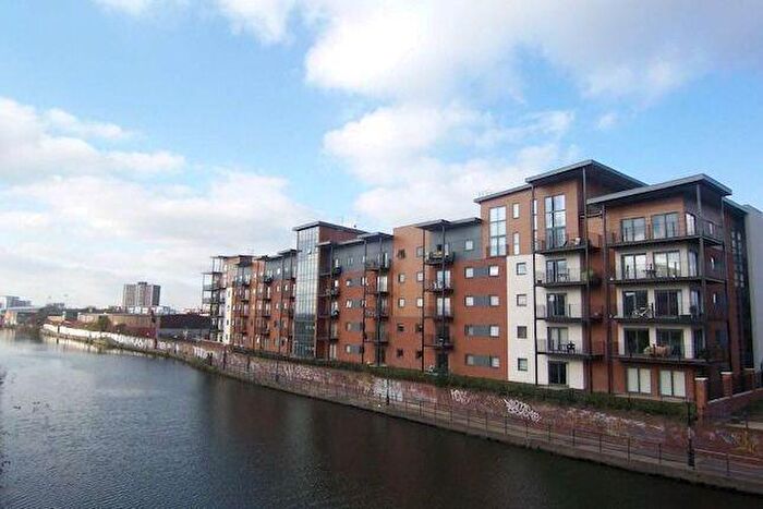 2 Bedroom Flat To Rent In Woden Street, Salford, M5
