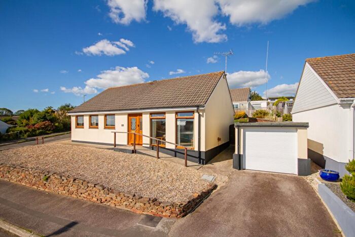 3 Bedroom Bungalow For Sale In Polmear Parc, Par, PL24