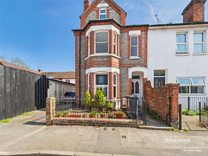 2 Bedroom End Of Terrace House To Rent In Blenheim Road, Reading, Berkshire, RG1